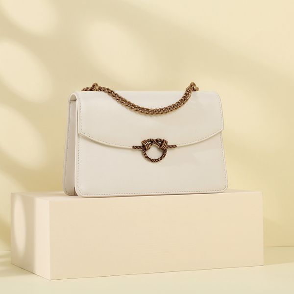 fashion net red chain square single shoulder small women's early spring 2021 new fashion versatile ins messenger bag
fashion net red chain square single shoulder small women's early spring 2021 new fashion versatile ins messenger bag