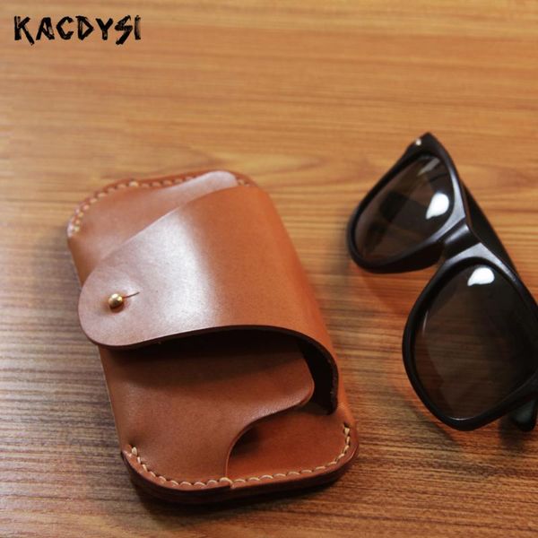 wallets original genuine cowhide leather retro men eyewear case pouch classic sunglasses wallet women modern stylish myopia glasses box, Red;black
wallets original genuine cowhide leather retro men eyewear case pouch classic sunglasses wallet women modern stylish myopia glasses box, Red;black