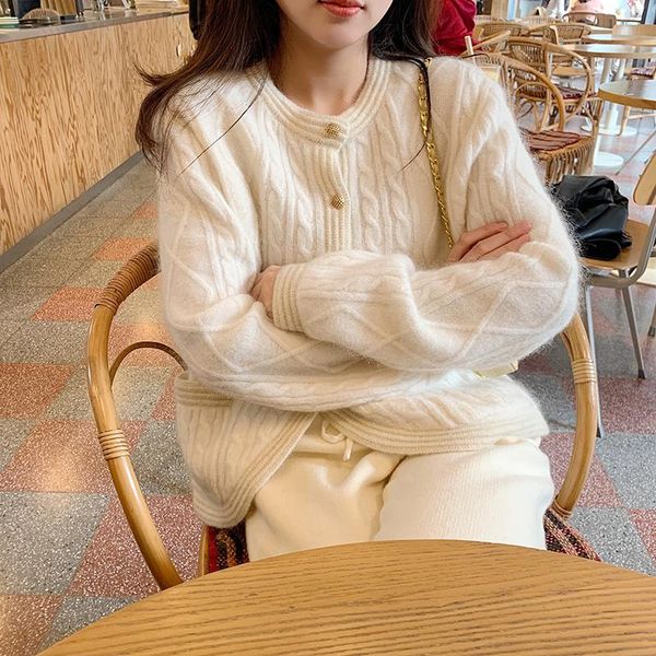 women's knits & tees european spring mohair white gentle loose twist small fragrant knitted cardigan sweaters women fashion streetwear
women's knits & tees european spring mohair white gentle loose twist small fragrant knitted cardigan sweaters women fashion streetwear