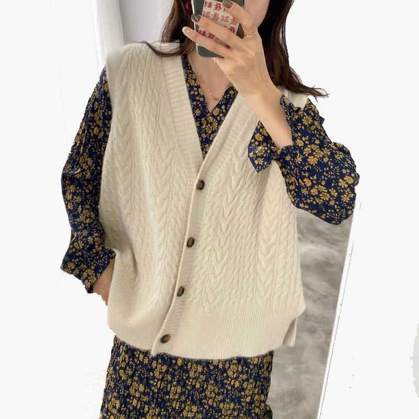 spring autumn sleeveless knitted cardigan vest women sweater v neck side vents female waistcoat chic 210531, Black;white
spring autumn sleeveless knitted cardigan vest women sweater v neck side vents female waistcoat chic 210531, Black;white