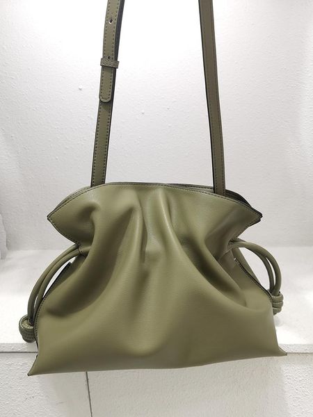 evening bags bolso de piel ternero párr mujer bandolera cuero auténtico diseño lujo color puro...2021. fashion trend
evening bags bolso de piel ternero párr mujer bandolera cuero auténtico diseño lujo color puro...2021. fashion trend