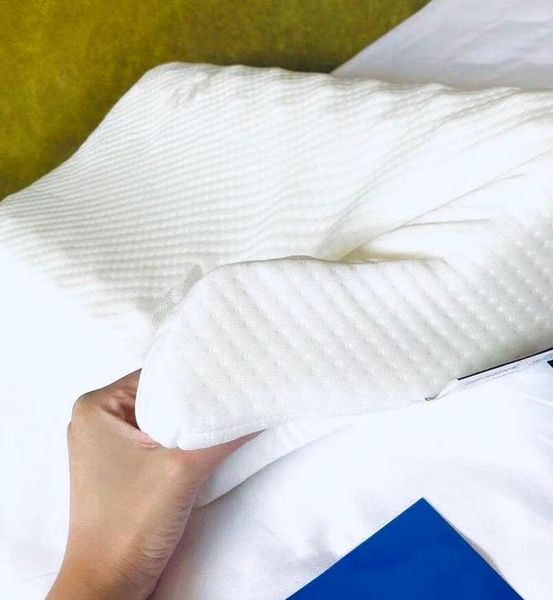 pillow natural latex pillows are conducive to sleep memory, rebound, comfortable, soft, students, adults, single and double use
pillow natural latex pillows are conducive to sleep memory, rebound, comfortable, soft, students, adults, single and double use