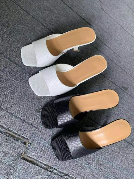 sandals 2021 summer ladies square toe mid-heel european and american large 36-42 stiletto slippers women, Black
sandals 2021 summer ladies square toe mid-heel european and american large 36-42 stiletto slippers women, Black