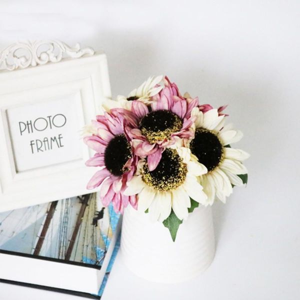 brand simulation european autumn sunflower bouquet gerbera daisy home decor stage scenery wedding decorative flowers & wreaths
brand simulation european autumn sunflower bouquet gerbera daisy home decor stage scenery wedding decorative flowers & wreaths