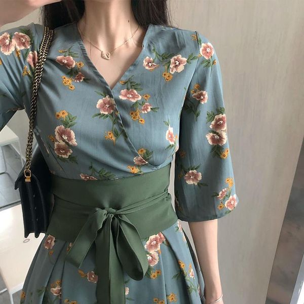 ethnic clothing japanese kimono dresses for women sakura v-neck summer short sleeve high waist obi belt slim dress yukata streetwear 2021, Red
ethnic clothing japanese kimono dresses for women sakura v-neck summer short sleeve high waist obi belt slim dress yukata streetwear 2021, Red