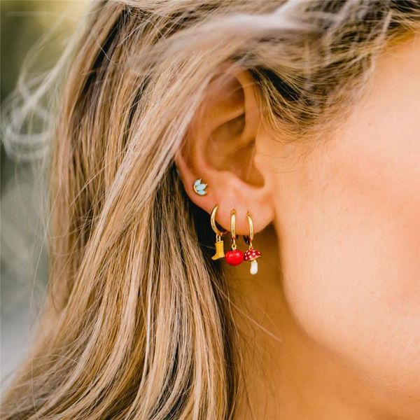 hoop & huggie aide strawberry watermelon retro aretes 925 silver small earrings for women 2021 trend dripping oil pendientes mujer 2pcs, Golden;silver
hoop & huggie aide strawberry watermelon retro aretes 925 silver small earrings for women 2021 trend dripping oil pendientes mujer 2pcs, Golden;silver