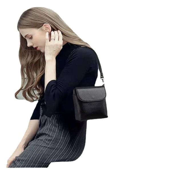shoulder bags leather mobile phone bag women's messenger 2021 fashion vertical versatile mini handbag
shoulder bags leather mobile phone bag women's messenger 2021 fashion vertical versatile mini handbag