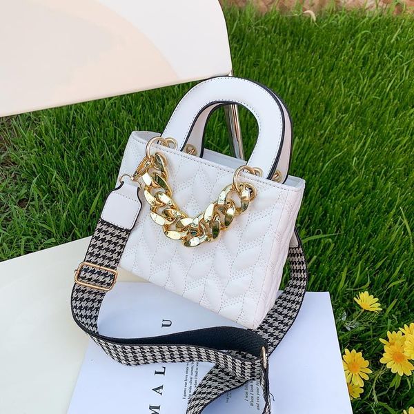 evening bags women shoulder bag thick chain small square for purses and handbags designer crossbody satchel
evening bags women shoulder bag thick chain small square for purses and handbags designer crossbody satchel