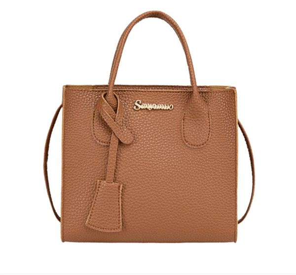 bags Designers Handbag Luxuryshandbags High Quality Ladies Chain Shoulder Patent Leather Diamond Luxurys Evening Cross bodyBag NVZ, Sky blue
bags Designers Handbag Luxuryshandbags High Quality Ladies Chain Shoulder Patent Leather Diamond Luxurys Evening Cross bodyBag NVZ, Sky blue