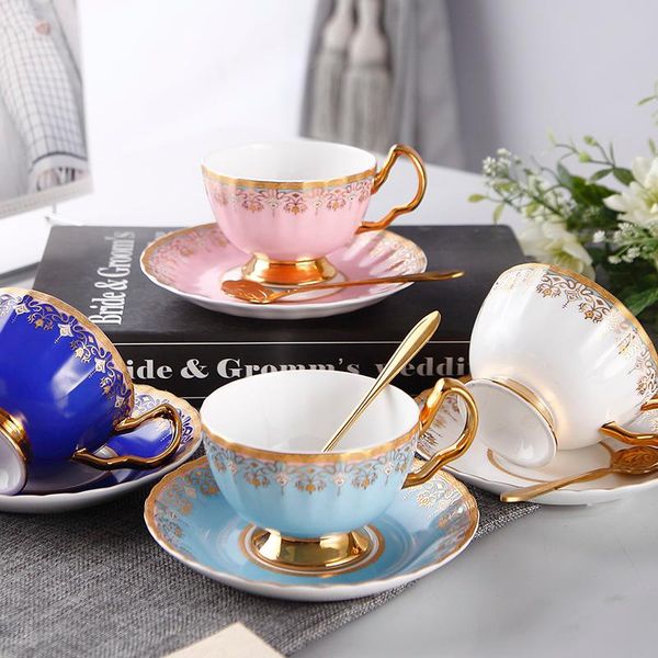 mugs coffee cup royal bone china travel art painting ceramic creative cups spoon set gift european luxury tazas kitchen décor
mugs coffee cup royal bone china travel art painting ceramic creative cups spoon set gift european luxury tazas kitchen décor