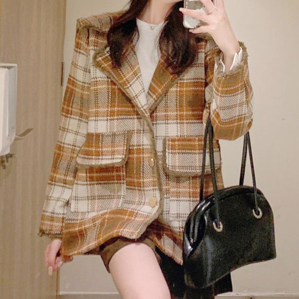 women's jackets plaid wool coat winter 2021 small navy collar, Black;brown
women's jackets plaid wool coat winter 2021 small navy collar, Black;brown