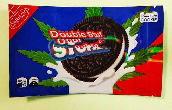 500mg empty stoneo cookie bags resealable edible holographic bag edibles packaging mylar bags smell proof bags
500mg empty stoneo cookie bags resealable edible holographic bag edibles packaging mylar bags smell proof bags