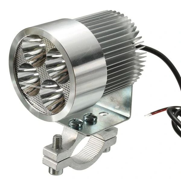 12v 12w 6000k led daylight headlamp spot light for motorcycle scooter car truck van
12v 12w 6000k led daylight headlamp spot light for motorcycle scooter car truck van