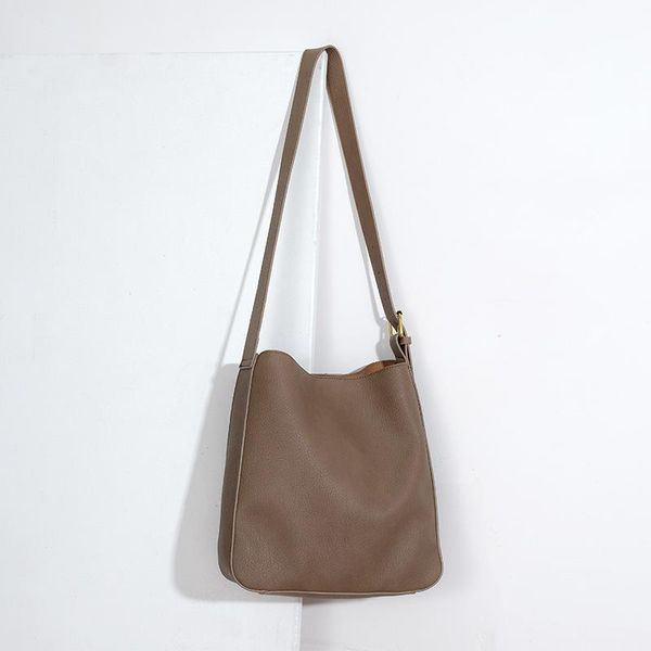 evening bags luxury soft genuine leather women shoulder bag natural casual female totes brand designer lady handbag cowhide c1831
evening bags luxury soft genuine leather women shoulder bag natural casual female totes brand designer lady handbag cowhide c1831
