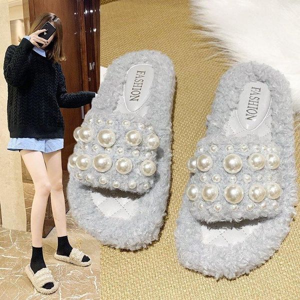 pearl plush slippers women's autumn and winter home flat bottomed antiskid fashion simple wear, Black
pearl plush slippers women's autumn and winter home flat bottomed antiskid fashion simple wear, Black