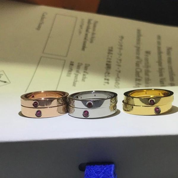 fashion three-diamond ring cassic t label alloy does not fade luxury jewelry engagement couple promise rings set cluster, Golden;silver
fashion three-diamond ring cassic t label alloy does not fade luxury jewelry engagement couple promise rings set cluster, Golden;silver