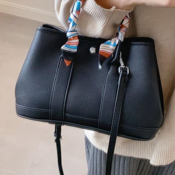 evening bags large luxury women's shoulder handbags big size leather crossbody bag lychee pattern tote female brand design messenger
evening bags large luxury women's shoulder handbags big size leather crossbody bag lychee pattern tote female brand design messenger