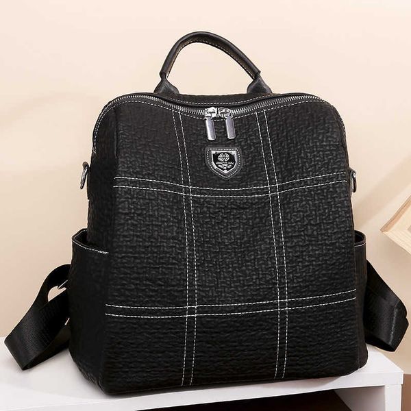 double shoulder women's bag 2021 new style pu large capacity leisure women's backpack
double shoulder women's bag 2021 new style pu large capacity leisure women's backpack