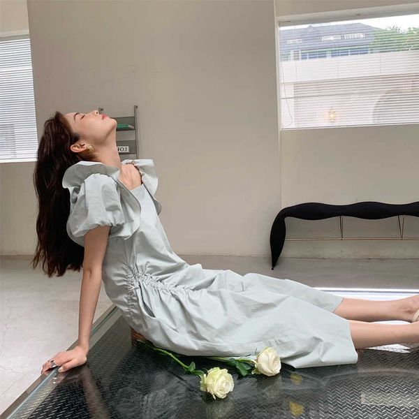 medium gao length french drs with bubble sleev, Black;gray
medium gao length french drs with bubble sleev, Black;gray