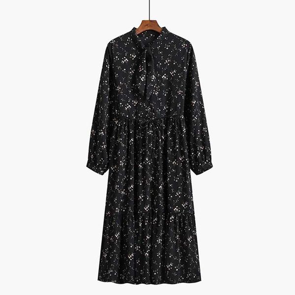 casual dresses 2021 spring summer women floral dress long sleeve vintage black female straight vestidos, Black;gray
casual dresses 2021 spring summer women floral dress long sleeve vintage black female straight vestidos, Black;gray