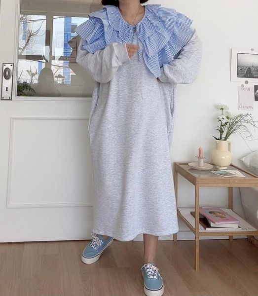 casual dresses robe autumn winter patchwork sweet long sleeve double layer ruffled hoodies dress women loose vestido de mujer maxi doll, Black;gray
casual dresses robe autumn winter patchwork sweet long sleeve double layer ruffled hoodies dress women loose vestido de mujer maxi doll, Black;gray