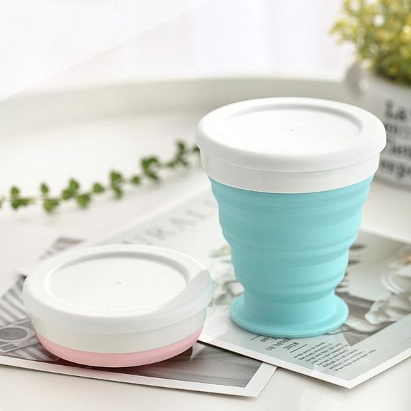 200ml grade silicone portable foldable water cup outdoor camping drinkware with plastic cover 9.5*8.5cm wine glasses 
200ml grade silicone portable foldable water cup outdoor camping drinkware with plastic cover 9.5*8.5cm wine glasses