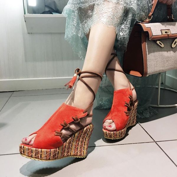 dress shoes retro style women sandals ankle strap cross-tied sandales high wedges with platforms female fashion, Black
dress shoes retro style women sandals ankle strap cross-tied sandales high wedges with platforms female fashion, Black