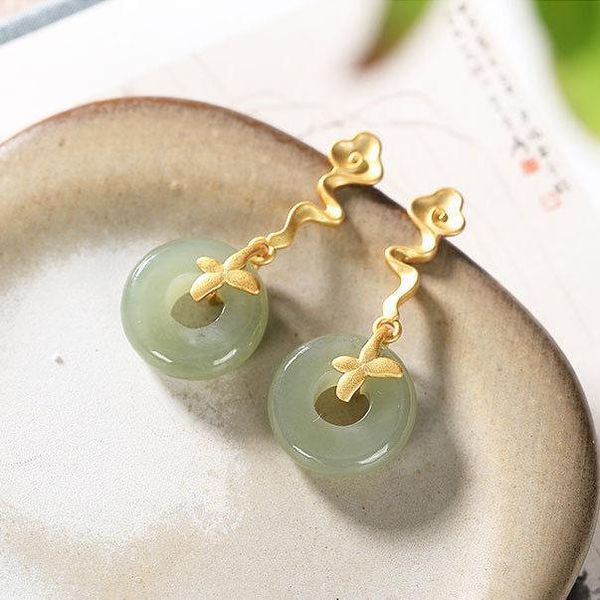 dangle & chandelier silver inlaid hetian jade plant auspicious cloud earrings chinese style unique craft gold light luxury charm women'
dangle & chandelier silver inlaid hetian jade plant auspicious cloud earrings chinese style unique craft gold light luxury charm women'