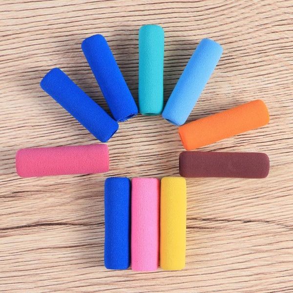 10pcs universal skid soft writing training devices finger-protected (random color) refills, Black;red
10pcs universal skid soft writing training devices finger-protected (random color) refills, Black;red
