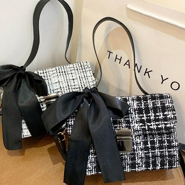 elegant plaid women handbag bead cotton linen shoulder bag bowknot silk ribbon solid chain strap autumn holiday chic tote waist bags
elegant plaid women handbag bead cotton linen shoulder bag bowknot silk ribbon solid chain strap autumn holiday chic tote waist bags