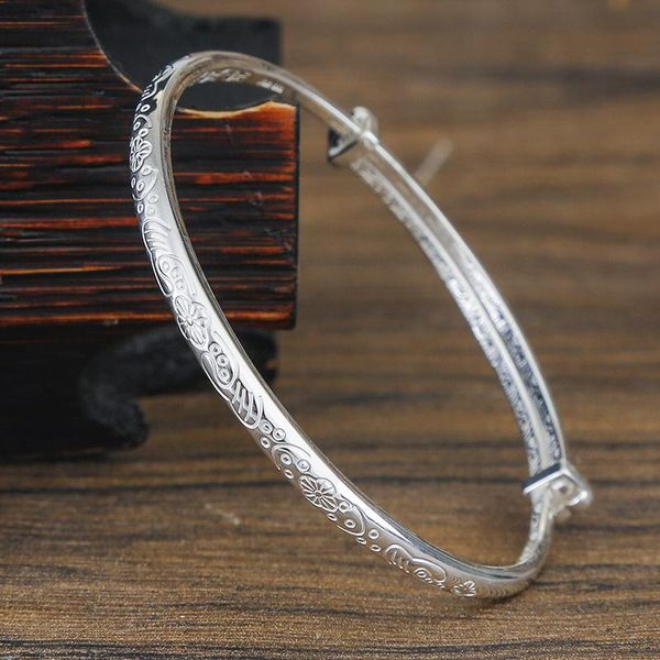 bangle silver plated women bangles female solid push-pull bracelets snowflake printed bracelet for gift, Black
bangle silver plated women bangles female solid push-pull bracelets snowflake printed bracelet for gift, Black