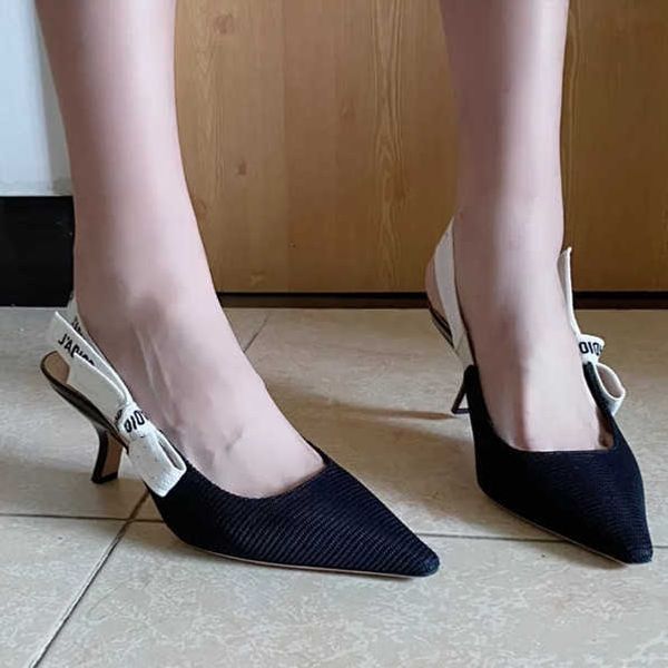 high version d family women's shoes 2021 black pointed embroidery letter cat heel half pack sandals for women
high version d family women's shoes 2021 black pointed embroidery letter cat heel half pack sandals for women