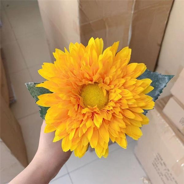 wedding flowers melaleuca sunflower teddy double artificial flower silk home living room decoration bonsai
wedding flowers melaleuca sunflower teddy double artificial flower silk home living room decoration bonsai