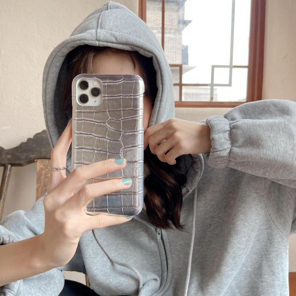 cell phone pouches luxury silver mirror pu lleather hard fframe mobile case for 12 11 pro max 12mini x xr xsmax se2021 6 6s 7 8 plus
cell phone pouches luxury silver mirror pu lleather hard fframe mobile case for 12 11 pro max 12mini x xr xsmax se2021 6 6s 7 8 plus