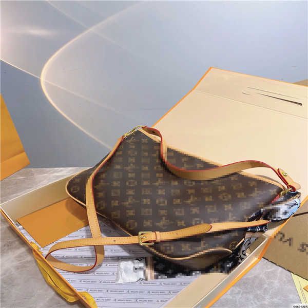 2021 luxury designer fashion bags handbags purse bag large capacity ladies simple shopping handbag leather shoulderbags sac à main size37cm*
2021 luxury designer fashion bags handbags purse bag large capacity ladies simple shopping handbag leather shoulderbags sac à main size37cm*