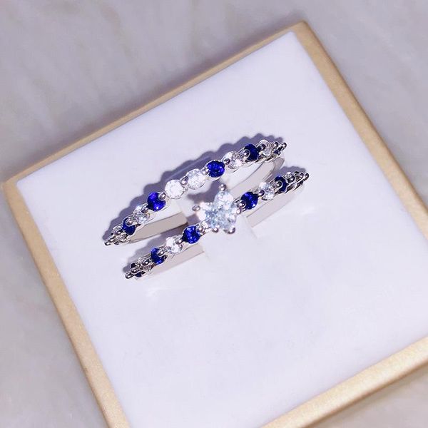 cluster rings retro blue and white crystal heart shaped ring for stylish minimalist female birthday gift, Golden;silver
cluster rings retro blue and white crystal heart shaped ring for stylish minimalist female birthday gift, Golden;silver