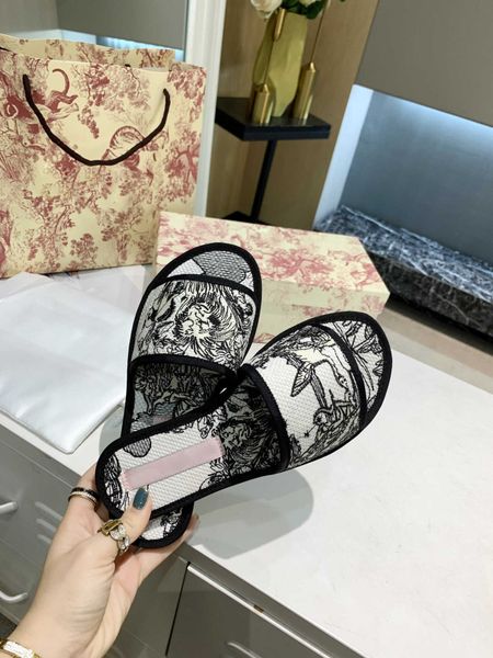 slippers 2021 summer new sheepskin slippers women's fashion watermark sandals zly x0rw, Black
slippers 2021 summer new sheepskin slippers women's fashion watermark sandals zly x0rw, Black