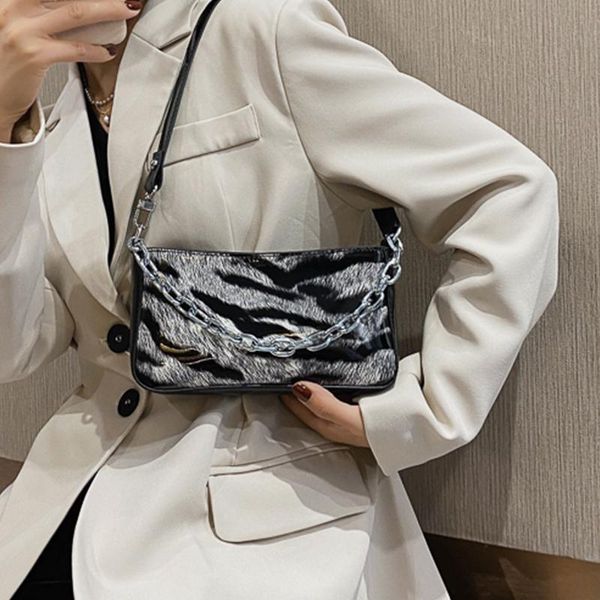 tiger pattern retro pu leather underarm chain crossbody bags 2021 fashion all-match bag women's shoulder cross body
tiger pattern retro pu leather underarm chain crossbody bags 2021 fashion all-match bag women's shoulder cross body