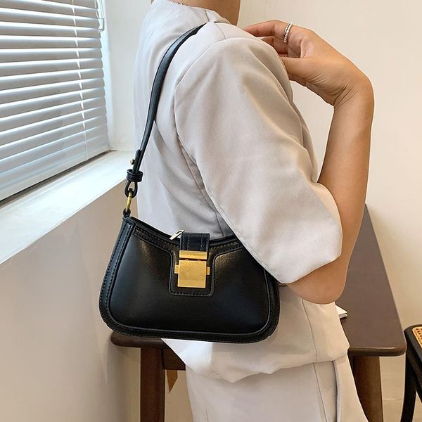 evening bags female shoulder bag black fashion women handbag pu leather designer 2021 ladies underarm trending
evening bags female shoulder bag black fashion women handbag pu leather designer 2021 ladies underarm trending