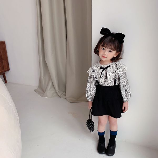 2021 spring new girls fashion 2 pieces suit lace large lapel floral blouse + solid strap skirt kids clothes girls skirt set, Camo
2021 spring new girls fashion 2 pieces suit lace large lapel floral blouse + solid strap skirt kids clothes girls skirt set, Camo
