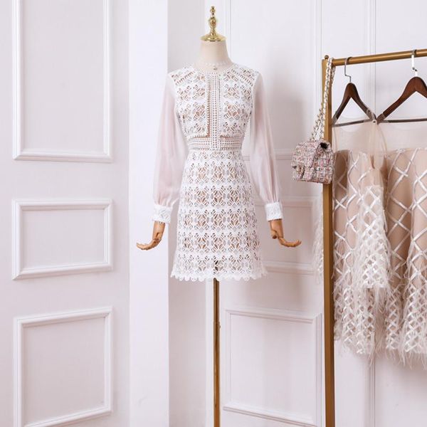 casual dresses luxury lace mini dress women vintage elegant slim office lady work short embroidery 2021, Black;gray
casual dresses luxury lace mini dress women vintage elegant slim office lady work short embroidery 2021, Black;gray