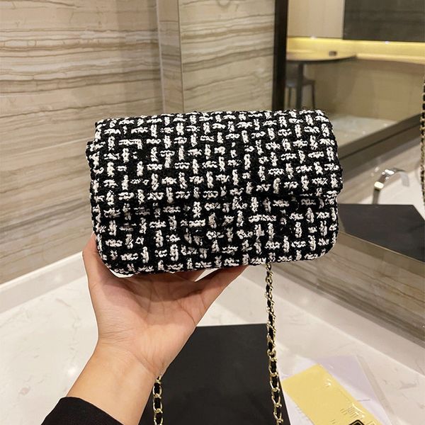 2021 french ladies fashion handbag bags felt diamond lattice luxury large capacity classic outdoor sacoche designer handbag party wallet mes
2021 french ladies fashion handbag bags felt diamond lattice luxury large capacity classic outdoor sacoche designer handbag party wallet mes