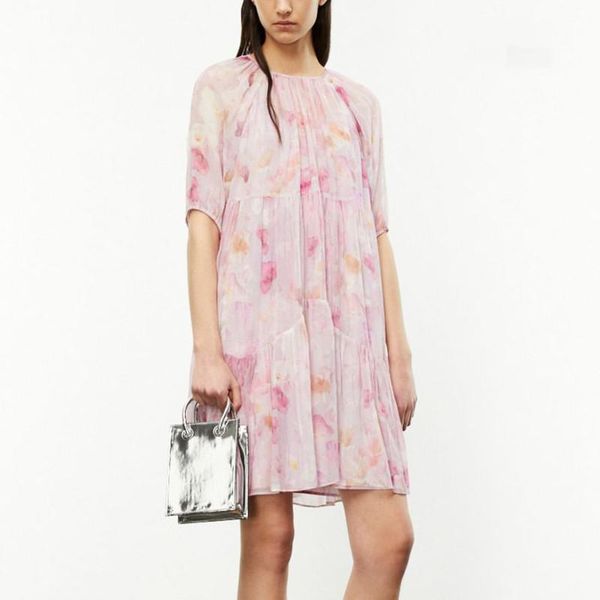 casual dresses 2021 summer women dress mini lady half sleeve ruffles trim blooming flowers print back lace-up short robes, Black;gray
casual dresses 2021 summer women dress mini lady half sleeve ruffles trim blooming flowers print back lace-up short robes, Black;gray
