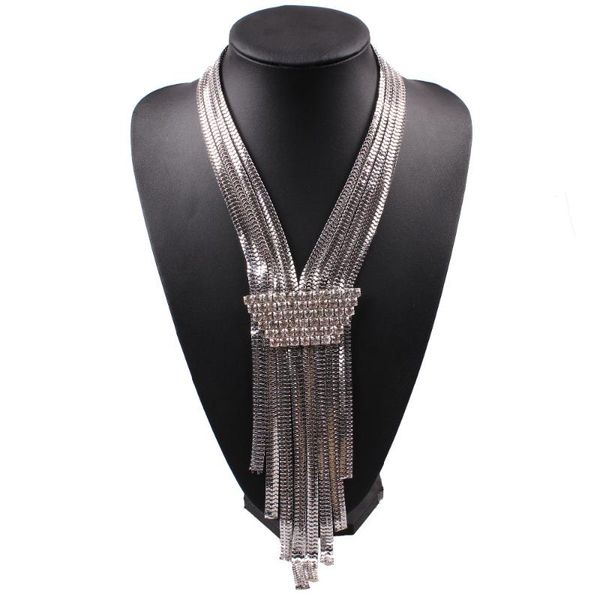 pendant necklaces 2021 arrival design fashion long chain necklace alloy chunky statement crystal for women choker, Silver
pendant necklaces 2021 arrival design fashion long chain necklace alloy chunky statement crystal for women choker, Silver