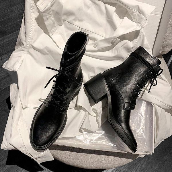 boots 2021 winter real soft leather british style women's pointed lace-up chunky heel all-match short women, Black
boots 2021 winter real soft leather british style women's pointed lace-up chunky heel all-match short women, Black