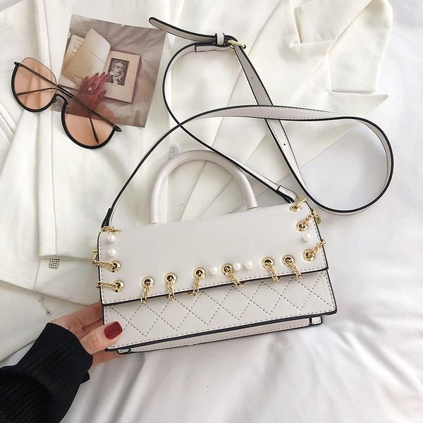 evening bags classic solid color women crossbody fashion chain woven female handbag cute pearl quality pu leather travel shoulder bag
evening bags classic solid color women crossbody fashion chain woven female handbag cute pearl quality pu leather travel shoulder bag