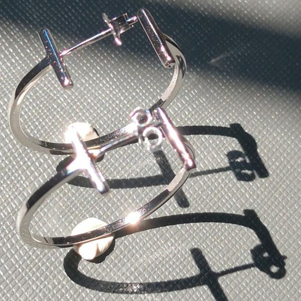 ms s925earring classic elegant and simple light body european american girls holiday reeds stud, Golden;silver
ms s925earring classic elegant and simple light body european american girls holiday reeds stud, Golden;silver