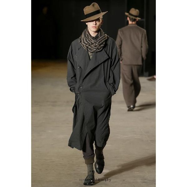 men's trench coats s-6xl original design of the loose wind clothes 2021 custom style collar and shoulders show clothes., Tan;black
men's trench coats s-6xl original design of the loose wind clothes 2021 custom style collar and shoulders show clothes., Tan;black