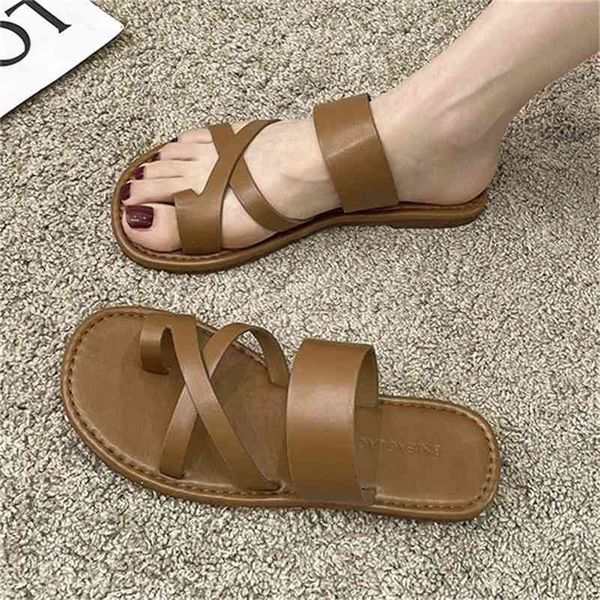 fashion summer slipper solid leather cross strap ring toe flat heel rubber sole casual leisure shoes ladies female 210619, Black
fashion summer slipper solid leather cross strap ring toe flat heel rubber sole casual leisure shoes ladies female 210619, Black