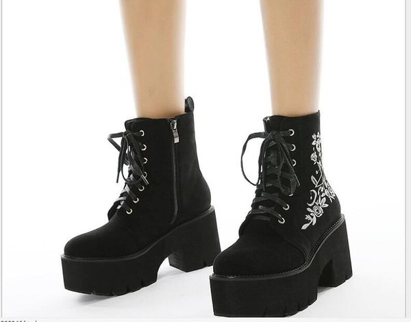 boots autumn spring suede casual vintage embroidery women's fashion ankle side zipper large size shoes, Black
boots autumn spring suede casual vintage embroidery women's fashion ankle side zipper large size shoes, Black